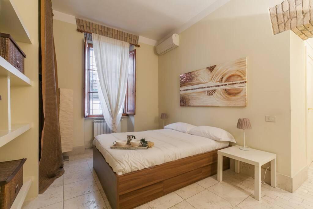 Borgo Pio - Quite And Spacious Apt Rome Bagian luar foto