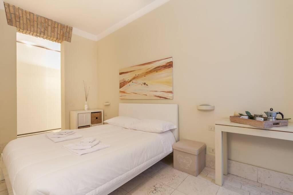 Borgo Pio - Quite And Spacious Apt Rome Bagian luar foto