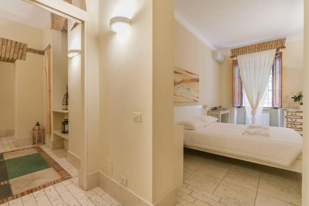 Borgo Pio - Quite And Spacious Apt Rome Bagian luar foto