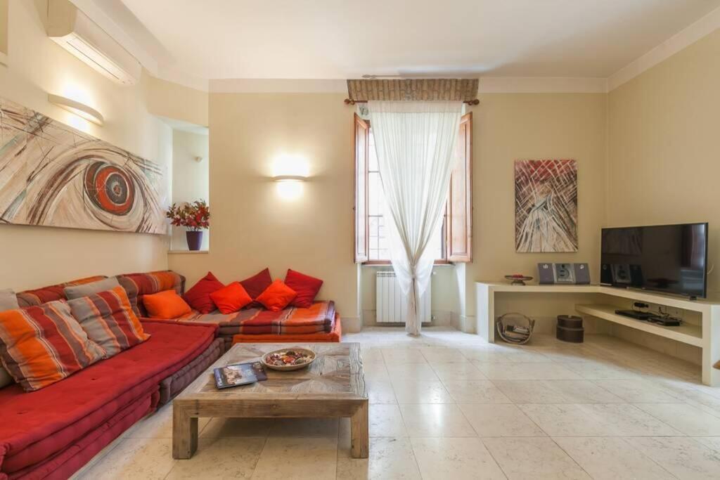 Borgo Pio - Quite And Spacious Apt Rome Bagian luar foto