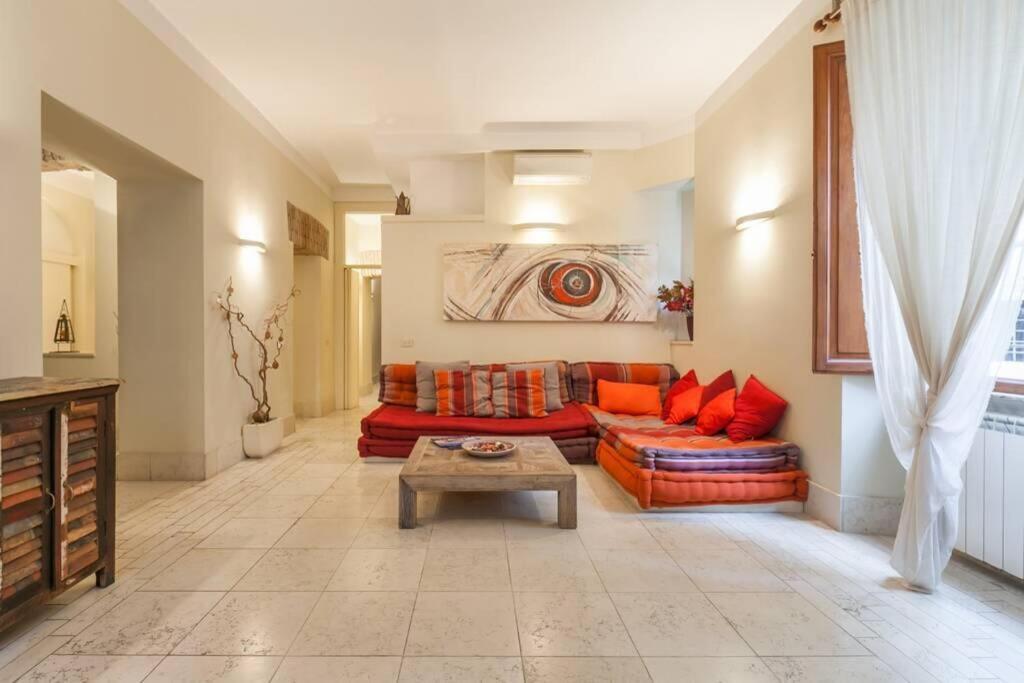 Borgo Pio - Quite And Spacious Apt Rome Bagian luar foto