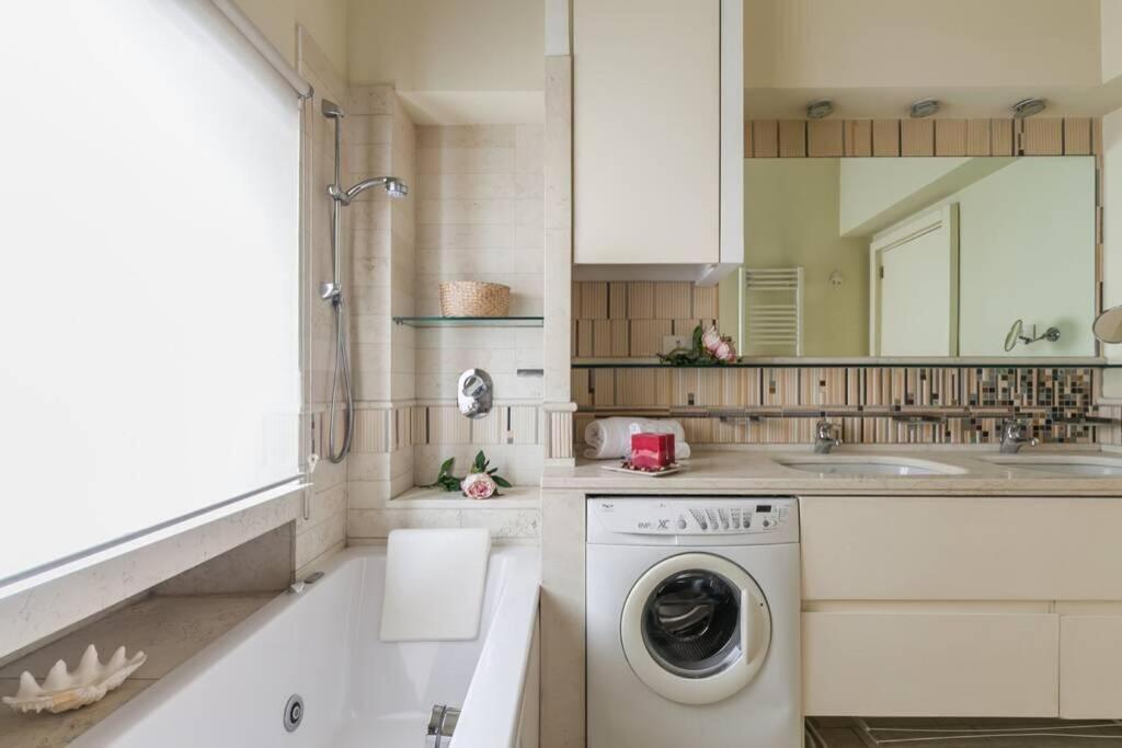 Borgo Pio - Quite And Spacious Apt Rome Bagian luar foto